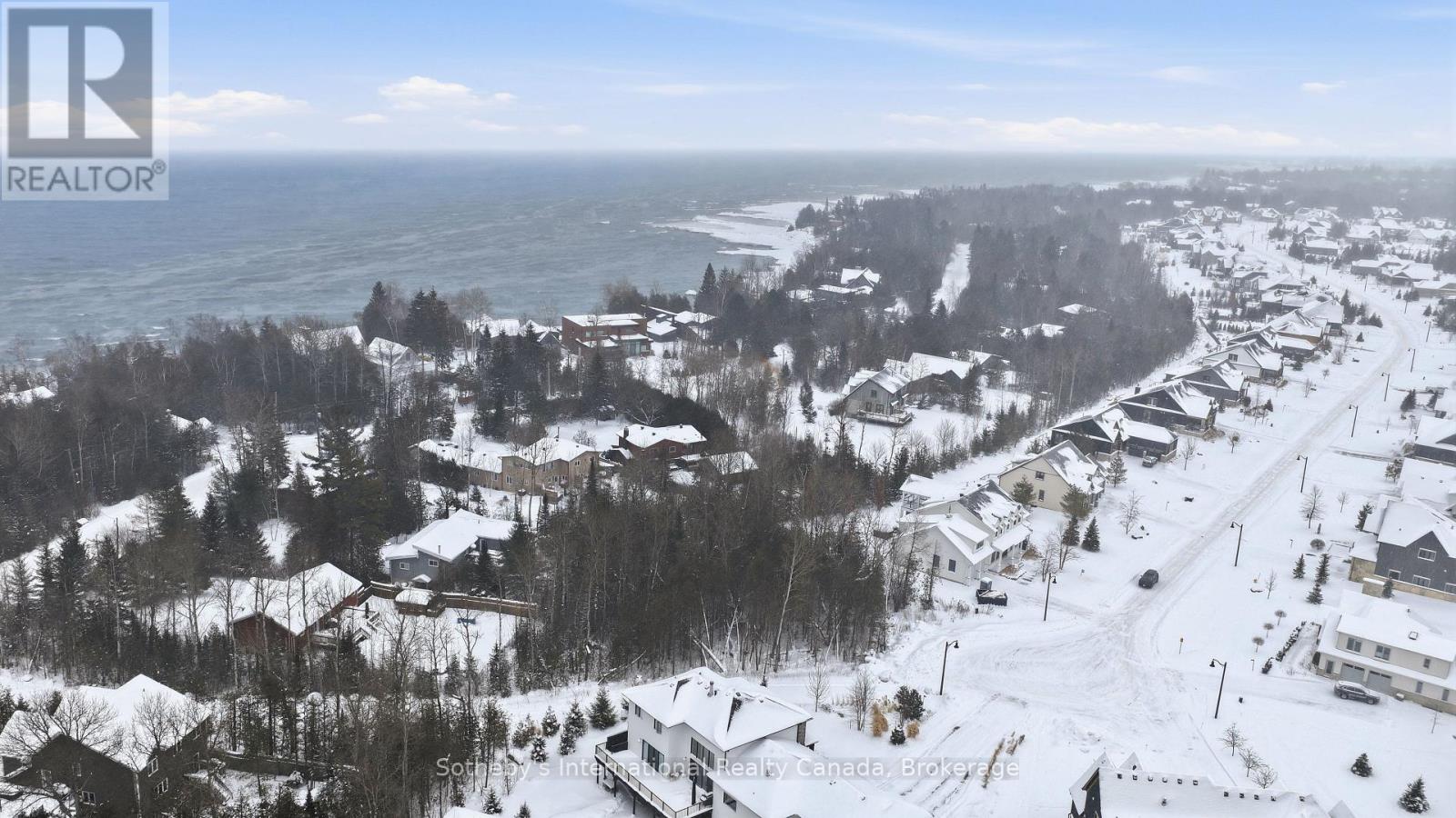 152 Timber Lane, Blue Mountains, Ontario N0H 2P0 - Photo 5 - X12731216