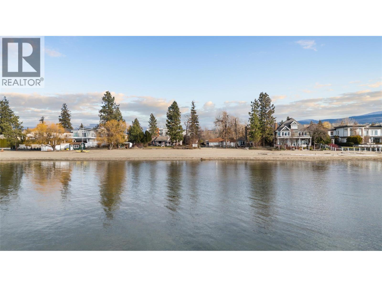 4158 Lakeshore Road, Kelowna, British Columbia  V1W 1V9 - Photo 13 - 10373809