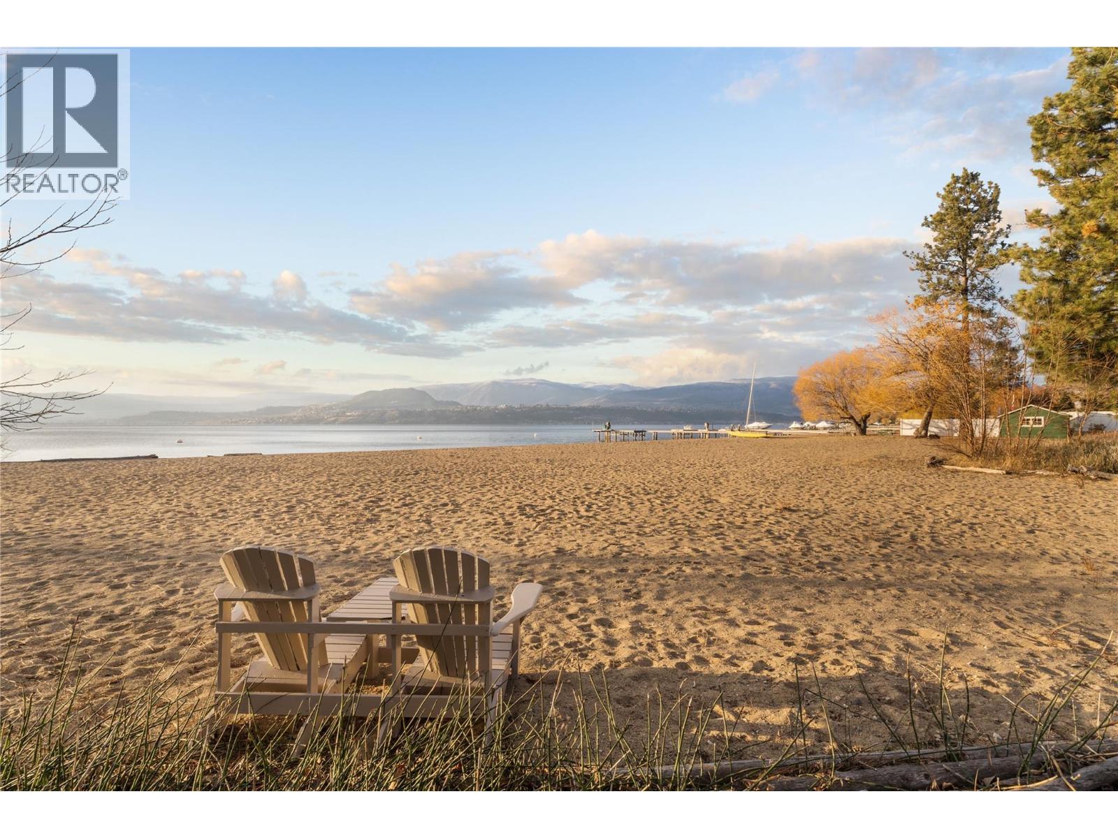 4158 Lakeshore Road, Kelowna, British Columbia  V1W 1V9 - Photo 40 - 10373809