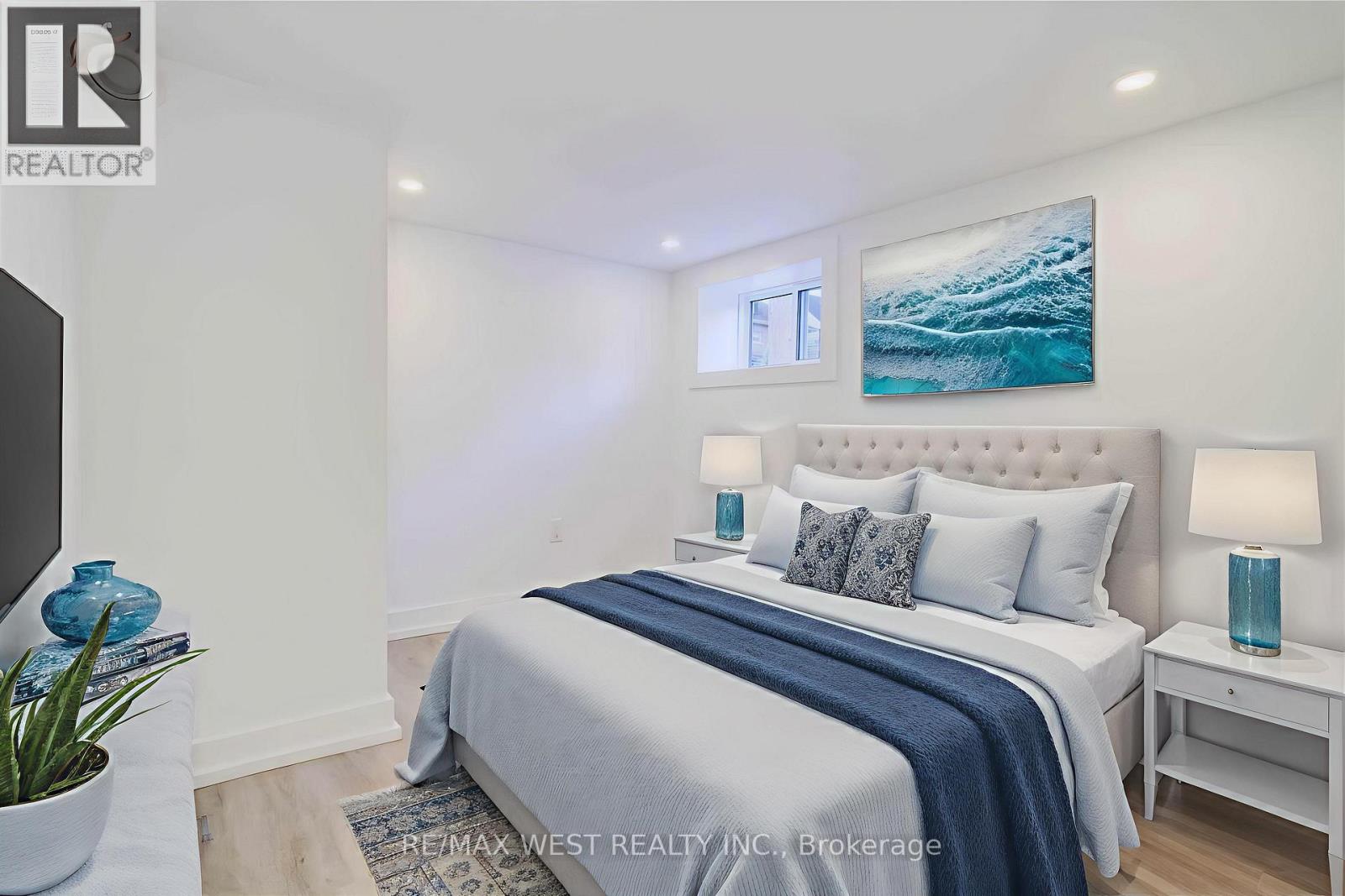 Lower - 129 Curzon Street, Toronto, Ontario  M4M 3B3 - Photo 4 - E12731182