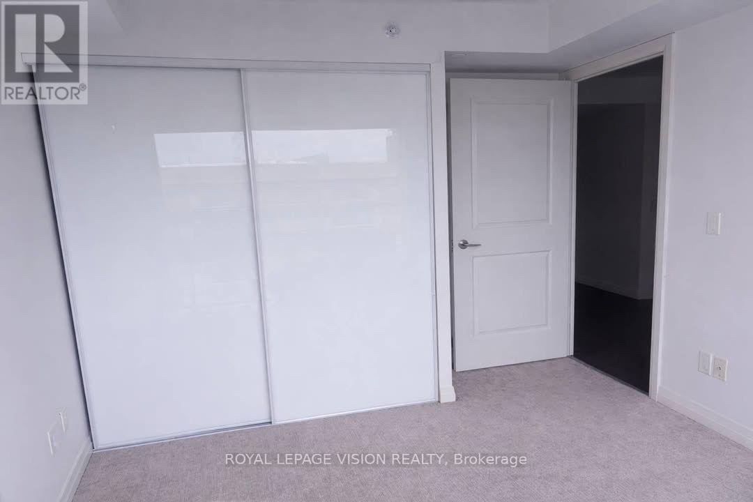 1904 - 30 Meadowglen Place, Toronto, Ontario  M1G 0A6 - Photo 5 - E12731214