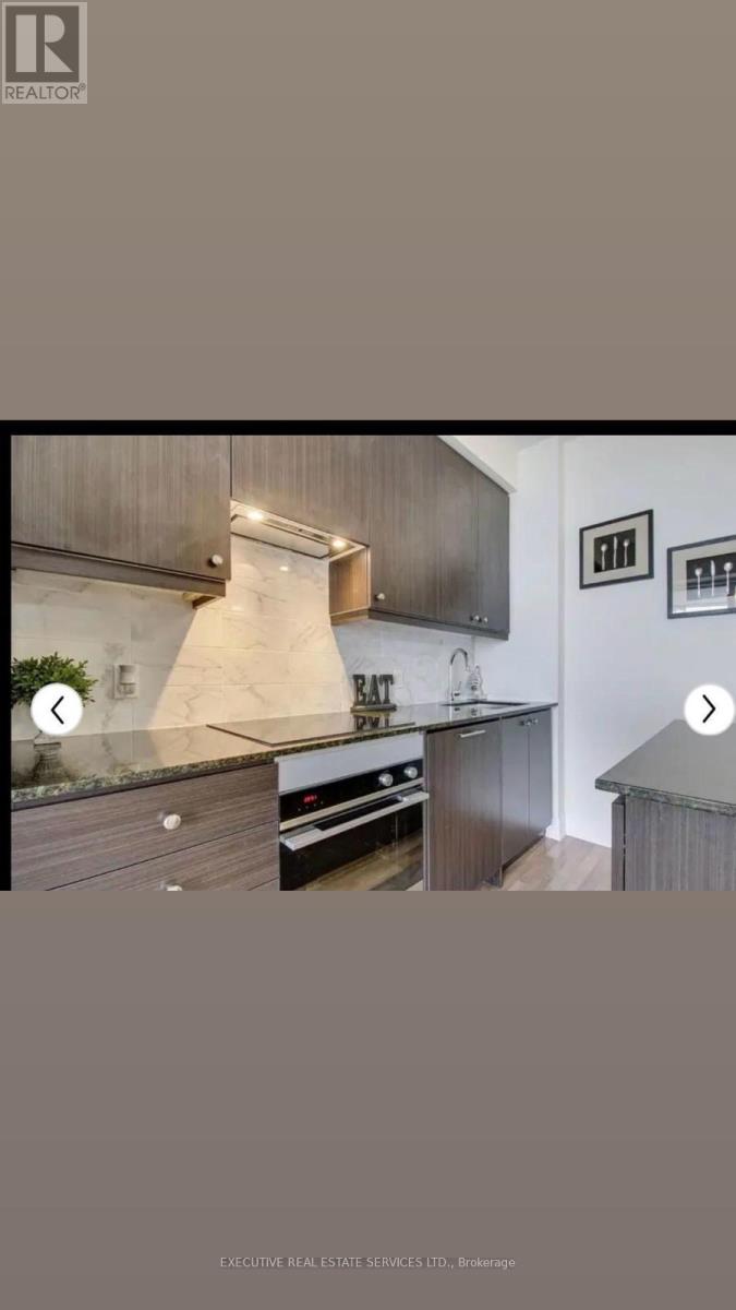 2004 - 9075 Jane Street N, Vaughan, Ontario  L5K 0L7 - Photo 4 - N12731190