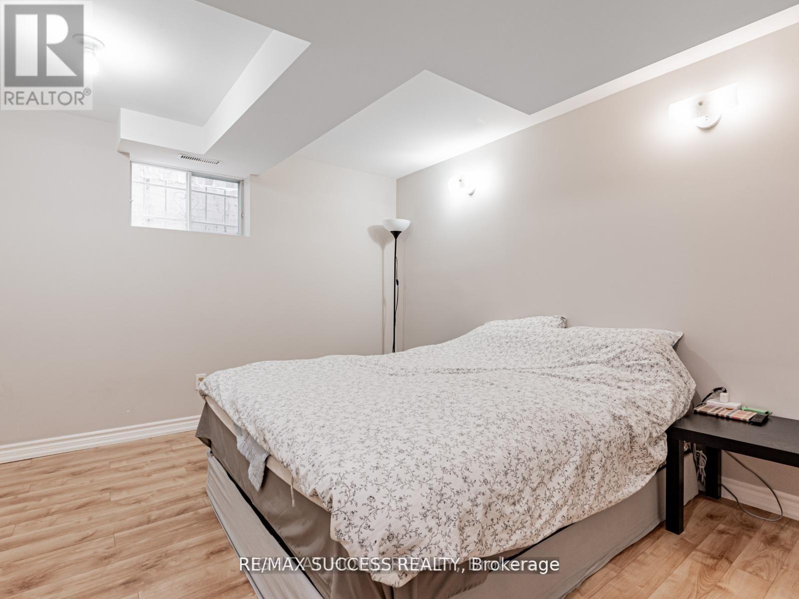 Basement - 7 Point O'woods Drive, Vaughan, Ontario  L4K 2E1 - Photo 10 - N12731194