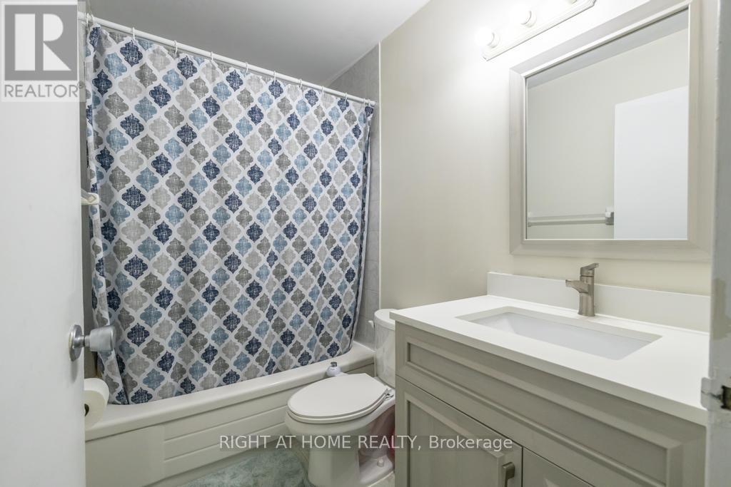 13 - 23 Four Winds Drive, Toronto, Ontario  M3J 1K7 - Photo 12 - W12731226