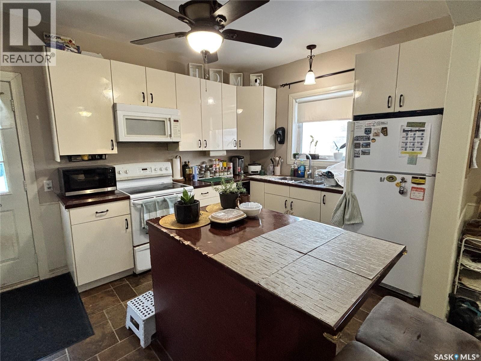 902 9th Street, Humboldt, Saskatchewan  S0K 2A0 - Photo 6 - SK027452