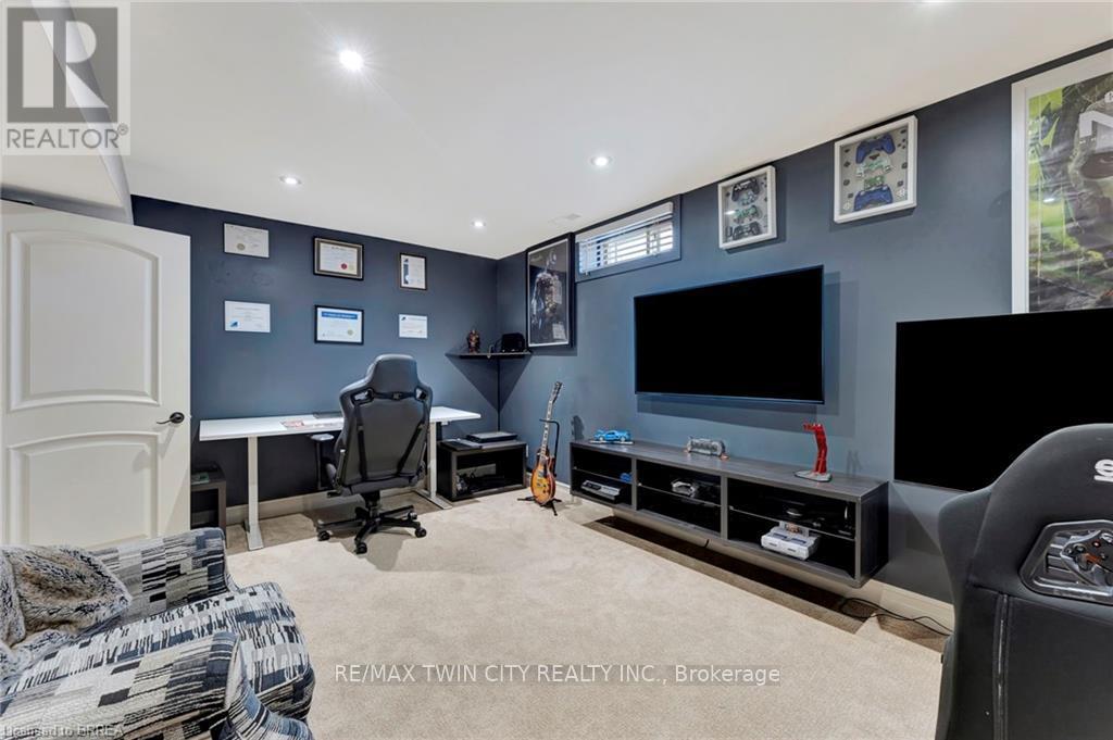 1 Bowen Lane, Brantford, Ontario  N3T 6G3 - Photo 37 - X12731222