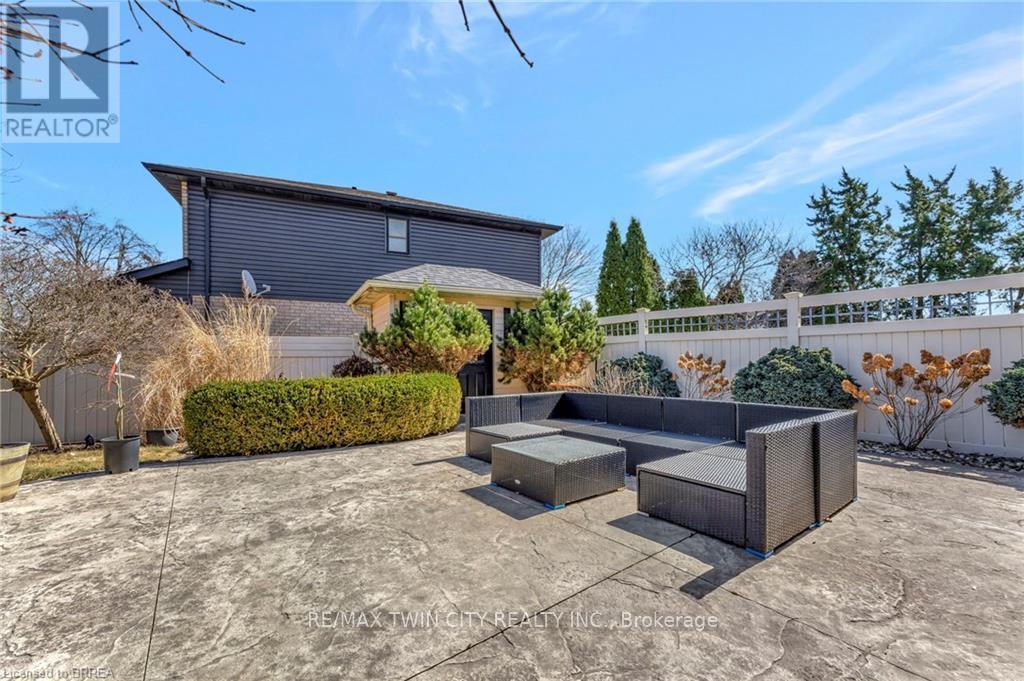 1 Bowen Lane, Brantford, Ontario  N3T 6G3 - Photo 42 - X12731222