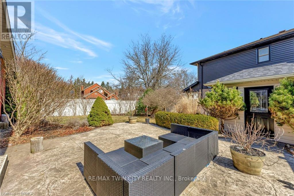 1 Bowen Lane, Brantford, Ontario  N3T 6G3 - Photo 43 - X12731222