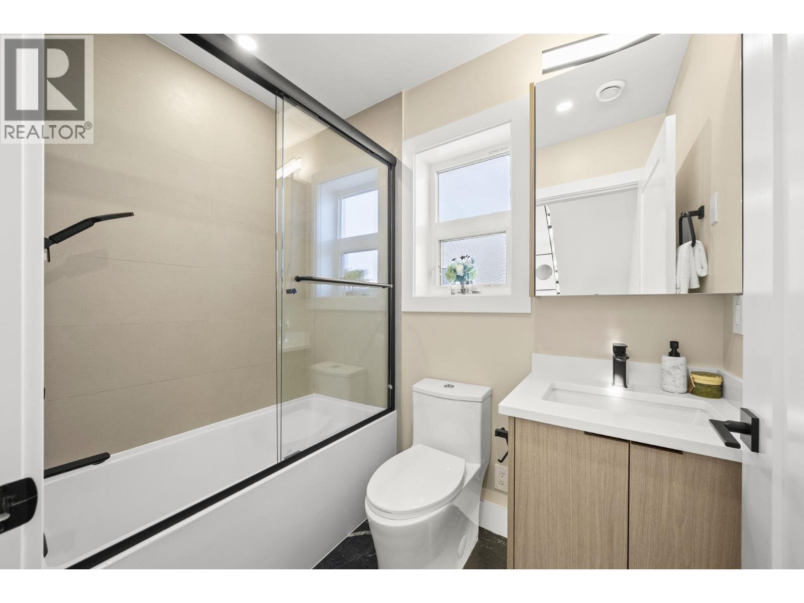 3192 E 23rd Avenue, Vancouver, British Columbia  V5R 2G5 - Photo 19 - R3083013