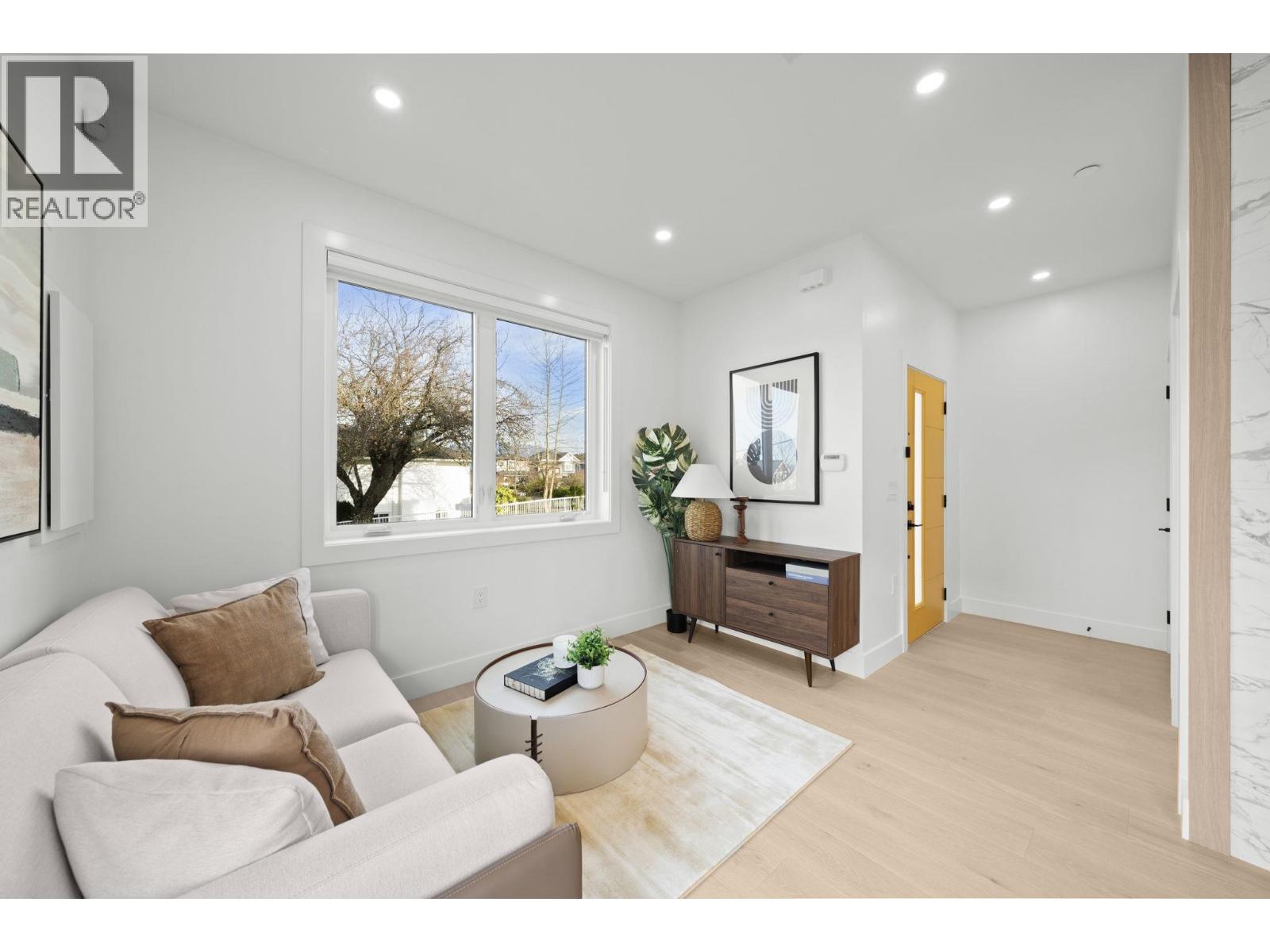 3192 E 23rd Avenue, Vancouver, British Columbia  V5R 2G5 - Photo 4 - R3083013