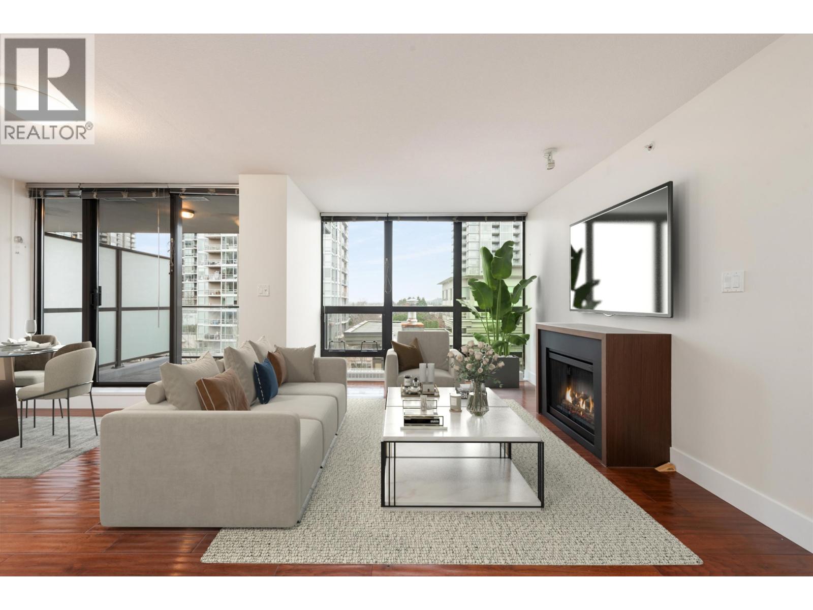 705 2959 GLEN DRIVE, Coquitlam, British Columbia