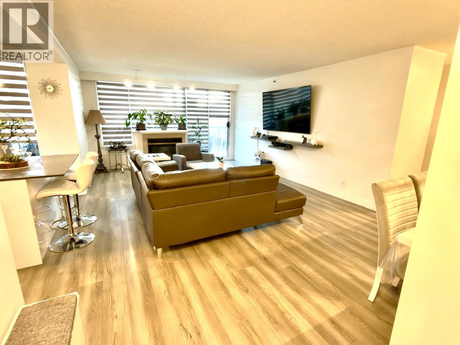 301 555 Austin Avenue, Coquitlam, British Columbia  V3K 6R8 - Photo 11 - R3083468