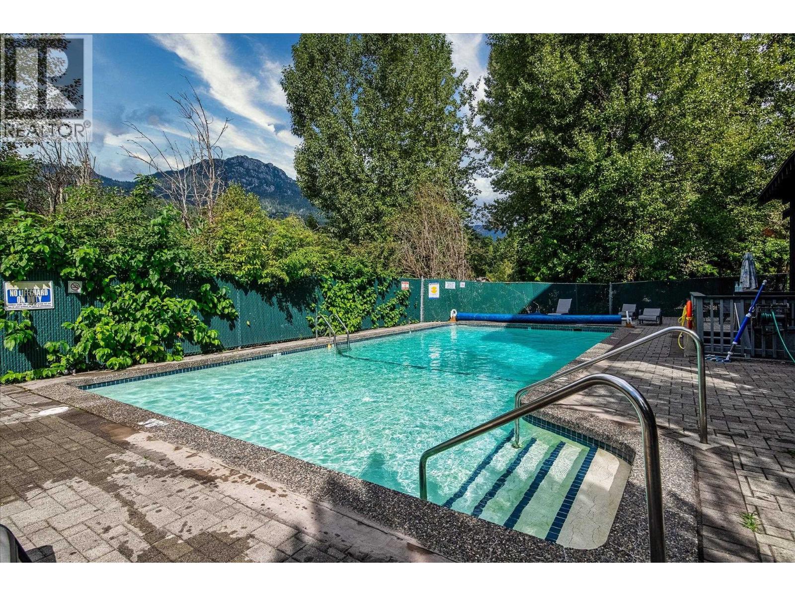 101 2021 Karen Crescent, Whistler, British Columbia  V8E 0H1 - Photo 12 - R3083479