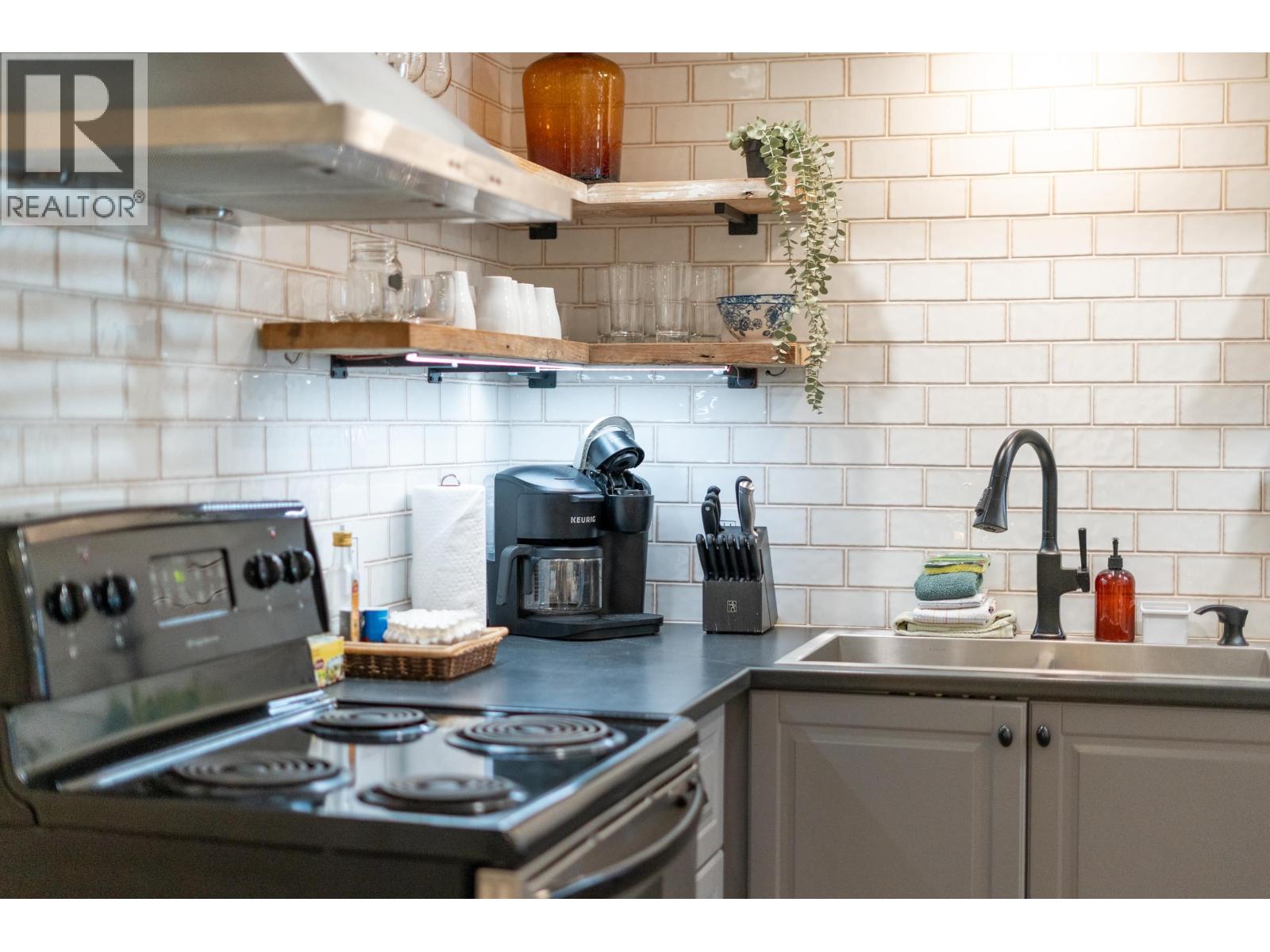 101 2021 Karen Crescent, Whistler, British Columbia  V8E 0H1 - Photo 29 - R3083479