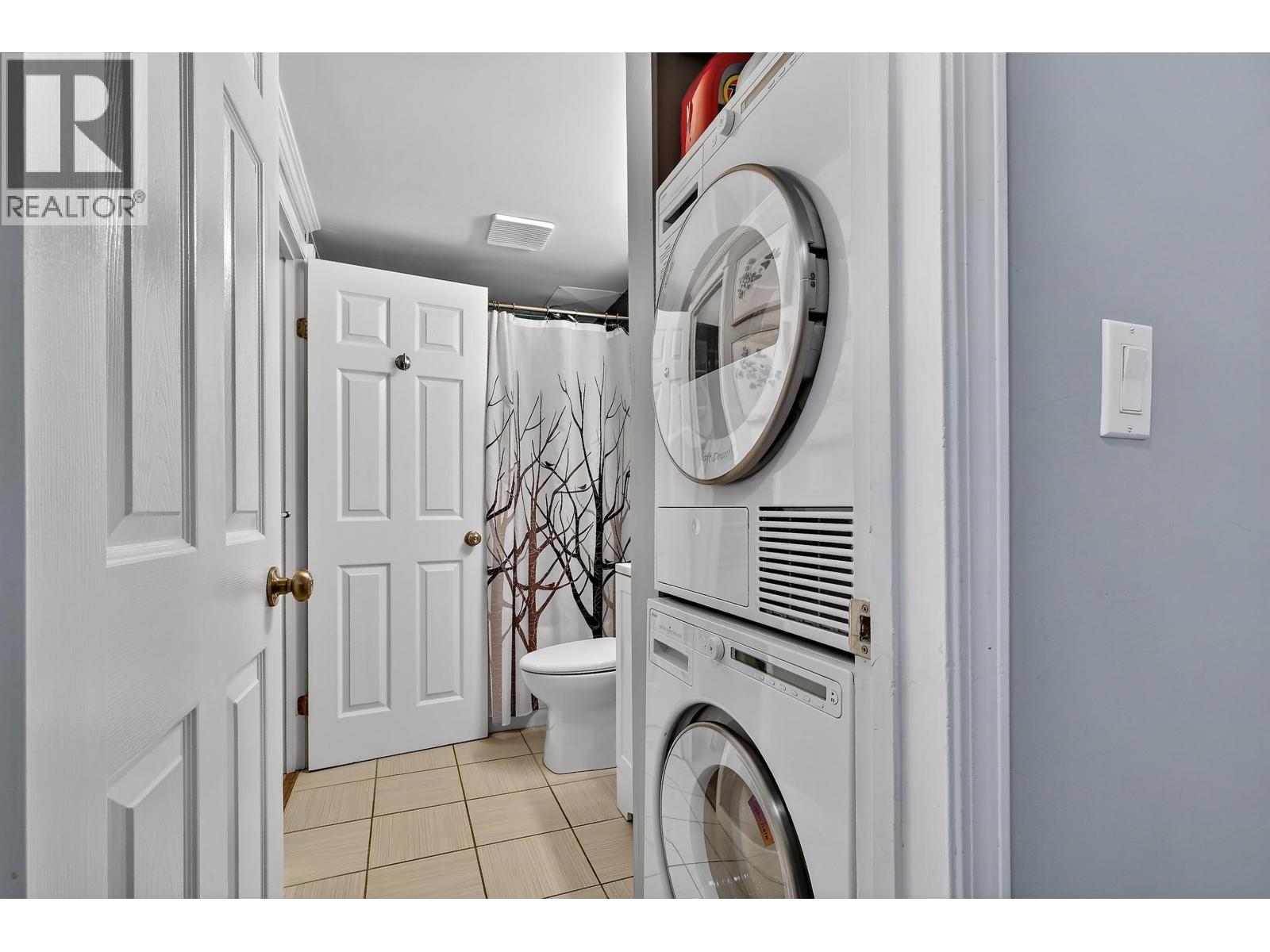 211 230 Mowat Street, New Westminster, British Columbia  V3M 4B2 - Photo 12 - R3083494