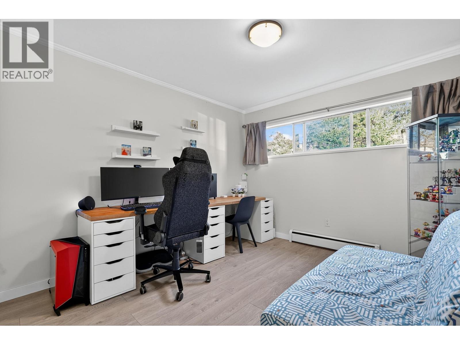 211 230 Mowat Street, New Westminster, British Columbia  V3M 4B2 - Photo 17 - R3083494