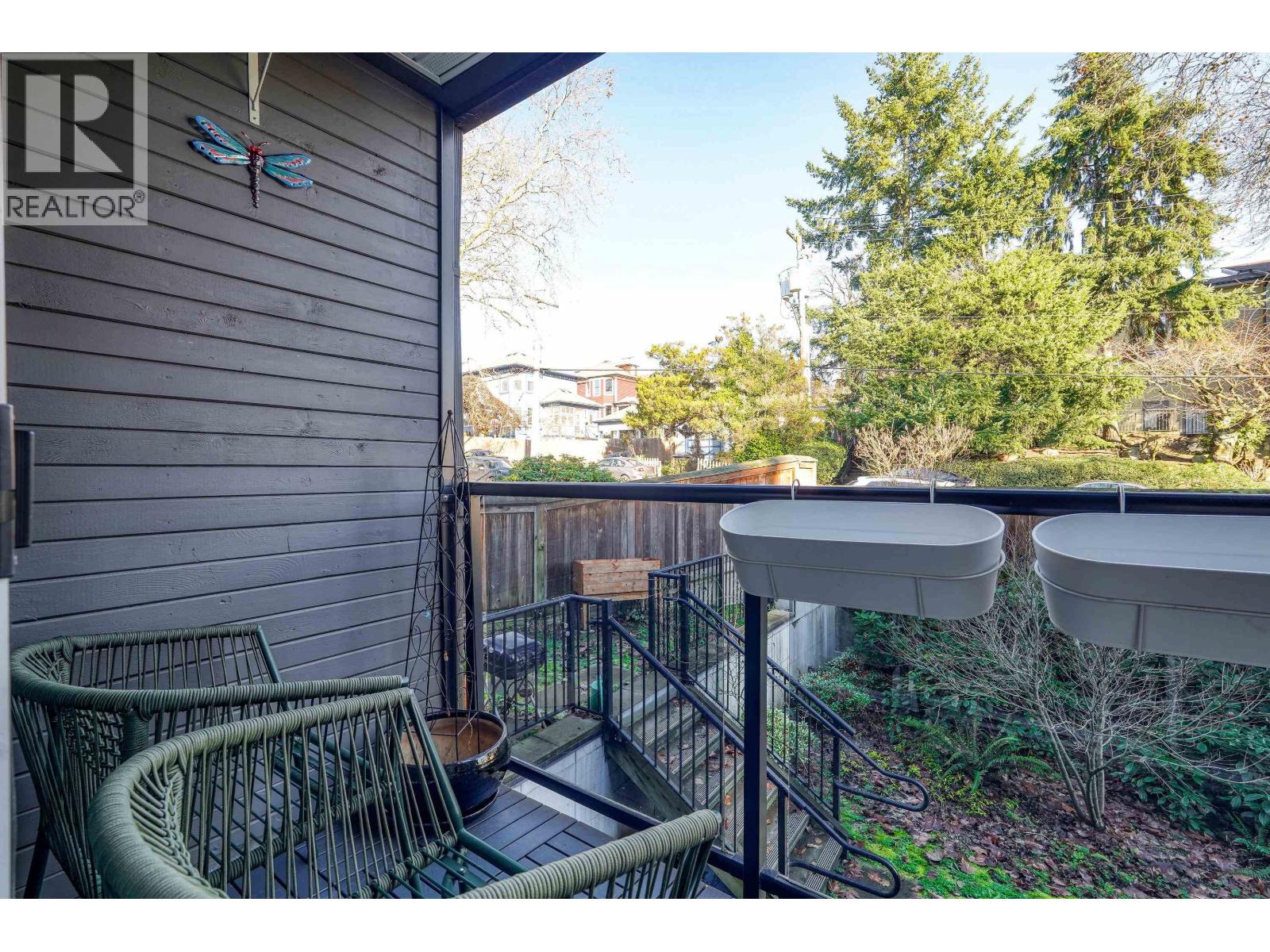 211 230 Mowat Street, New Westminster, British Columbia  V3M 4B2 - Photo 5 - R3083494