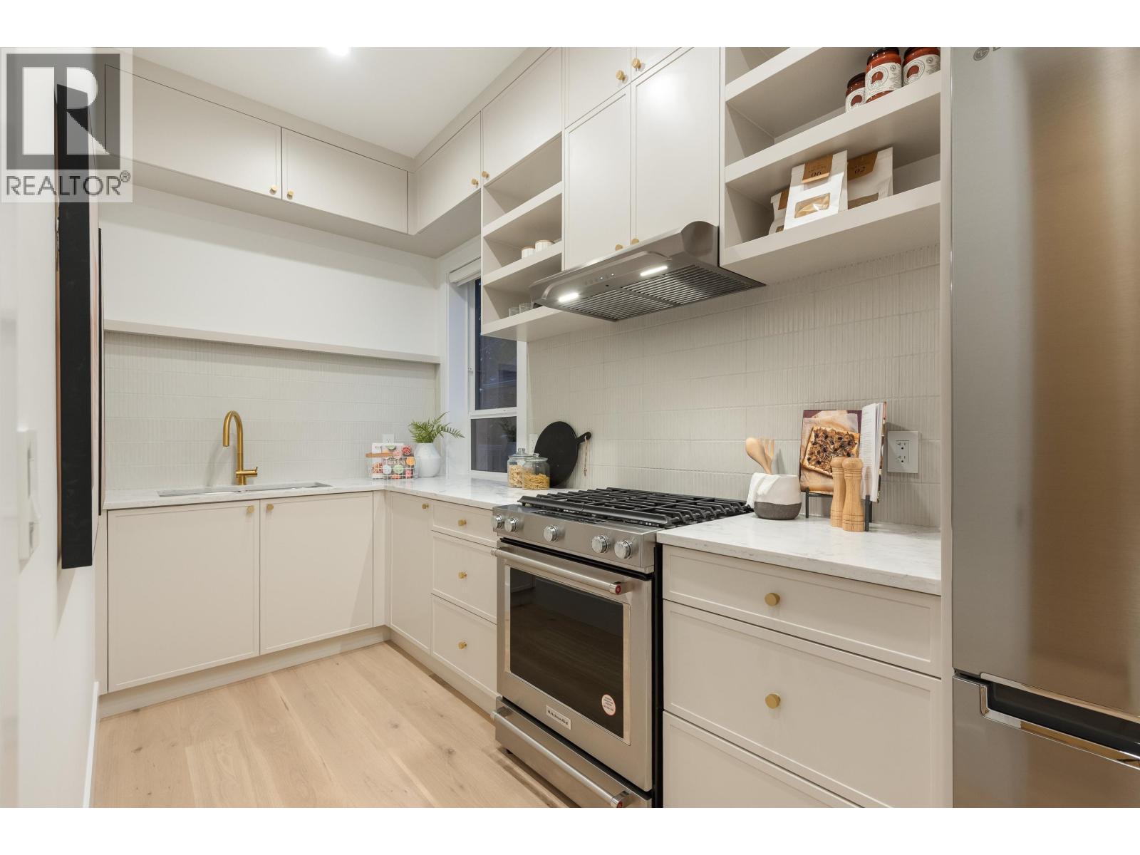 2141 Palliser Avenue, Coquitlam, British Columbia  V3K 1W9 - Photo 6 - R3083490