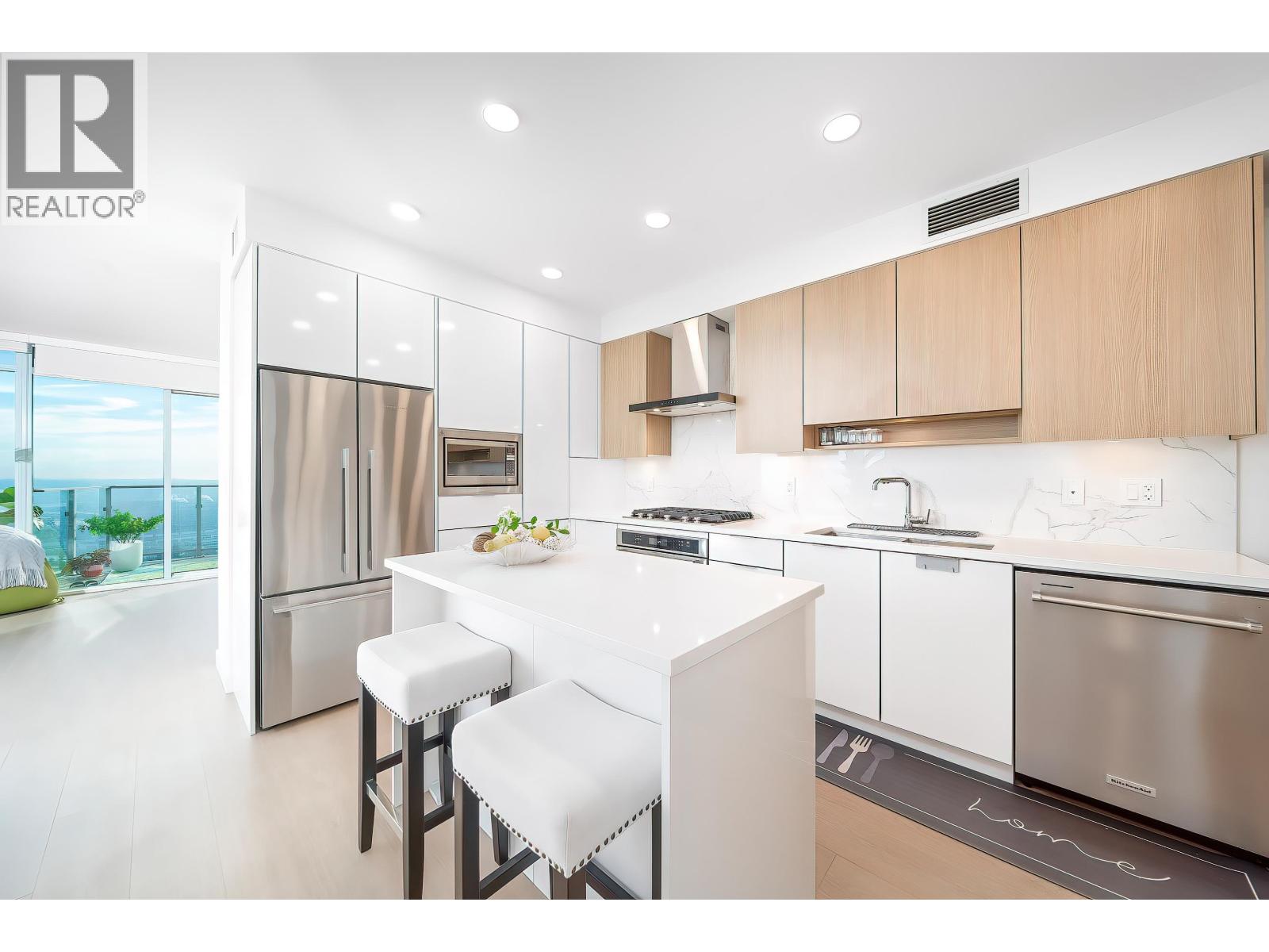 2501 7769 Park Crescent, Burnaby, British Columbia  V3N 0J7 - Photo 4 - R3083416