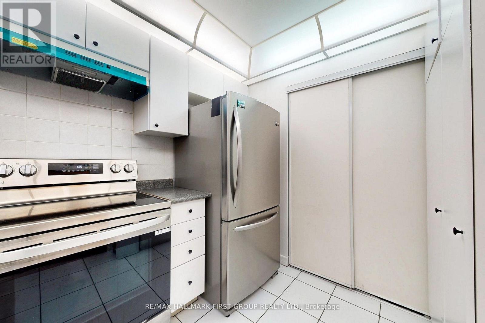 106 - 88 Corporate Drive, Toronto, Ontario  M1H 3G6 - Photo 4 - E12731248