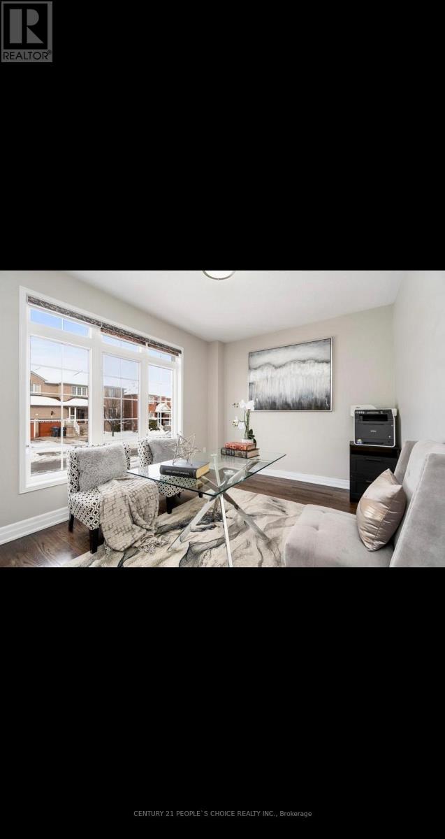 63 Northface Crescent, Brampton, Ontario  L6R 2X9 - Photo 3 - W12731250