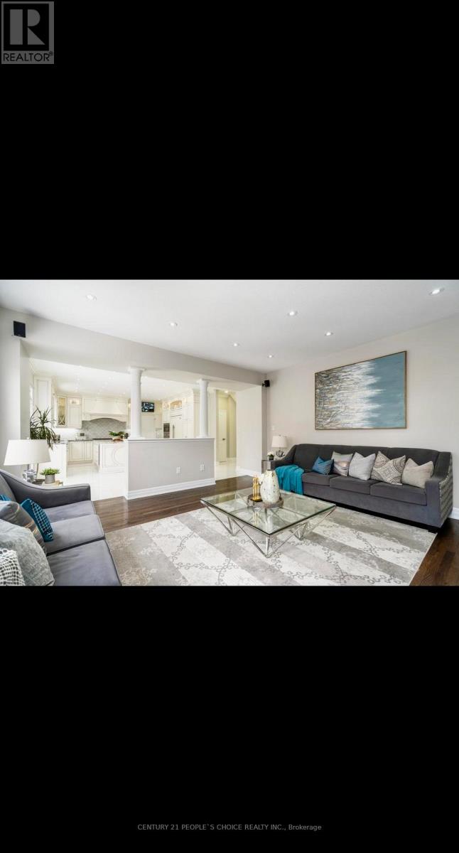 63 Northface Crescent, Brampton, Ontario  L6R 2X9 - Photo 8 - W12731250