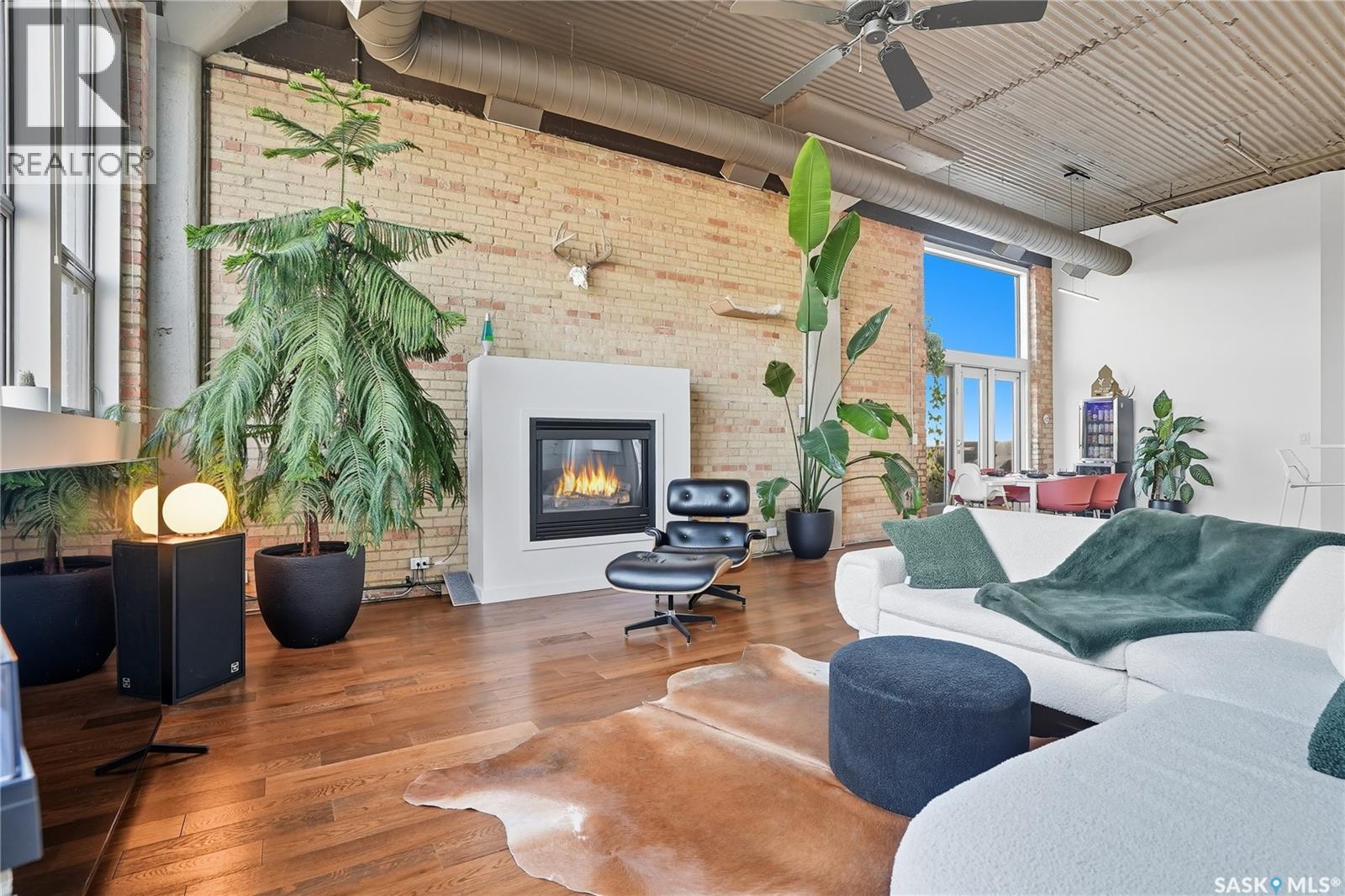 503 211 D AVENUE N, Saskatoon, Saskatchewan