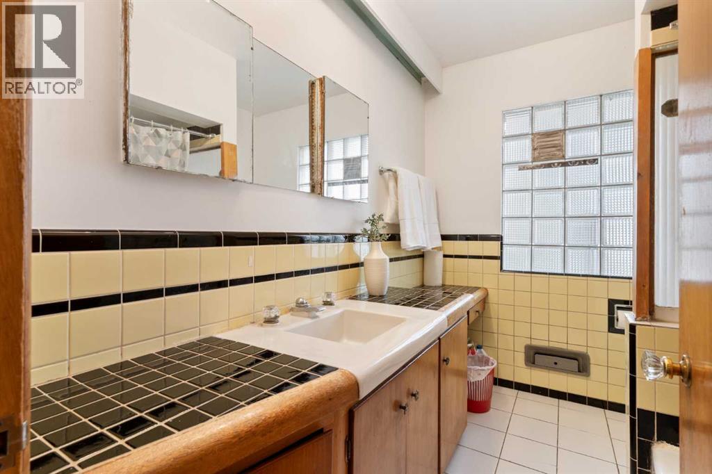 1738 Suffolk Street Sw, Calgary, Alberta  T3C 2N2 - Photo 14 - A2280723