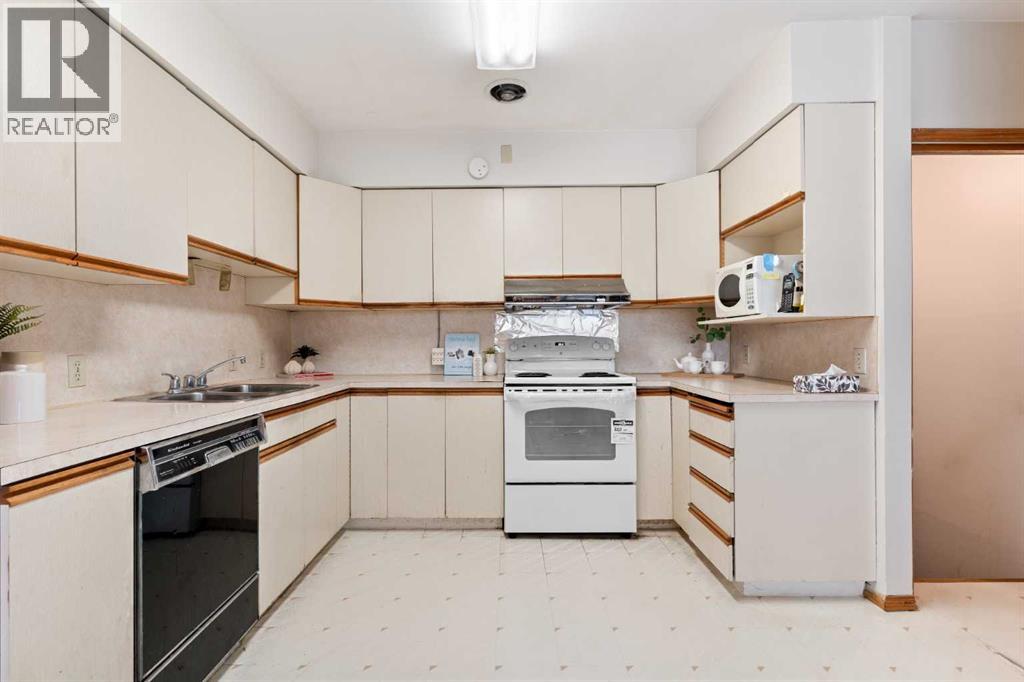 1738 Suffolk Street Sw, Calgary, Alberta  T3C 2N2 - Photo 17 - A2280723