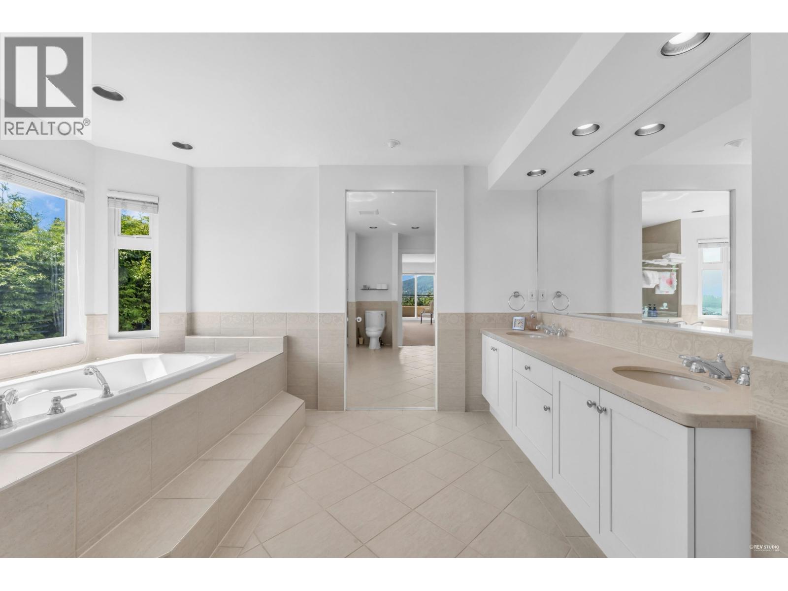 574 St. Andrews Place, West Vancouver, British Columbia  V7S 1V8 - Photo 26 - R3038860