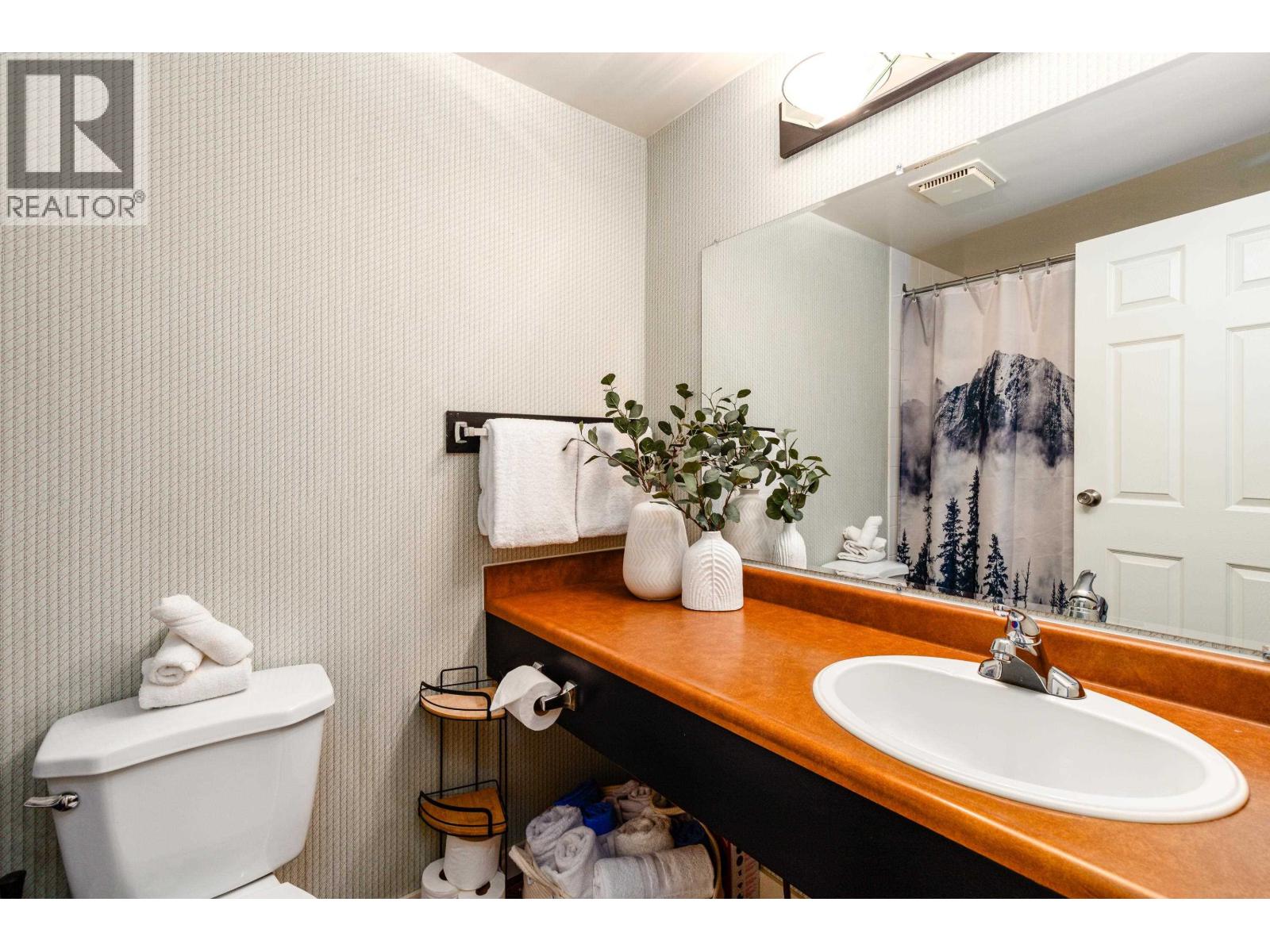 307 2021 Karen Crescent, Whistler, British Columbia  V8E 0H1 - Photo 10 - R3032876