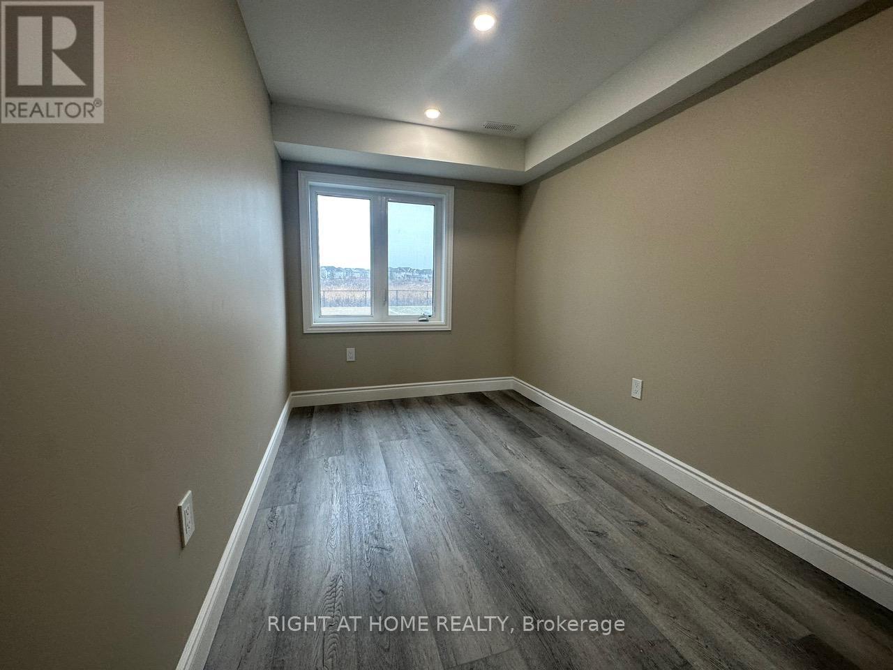 Lower - 65 Anderson Road, Brantford, Ontario  N3T 0S2 - Photo 10 - X12731240