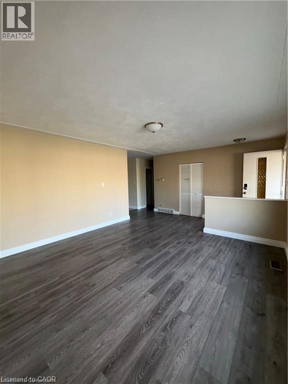 105 Westmount Road E, Kitchener, Ontario  N2M 4Y6 - Photo 7 - 40801082