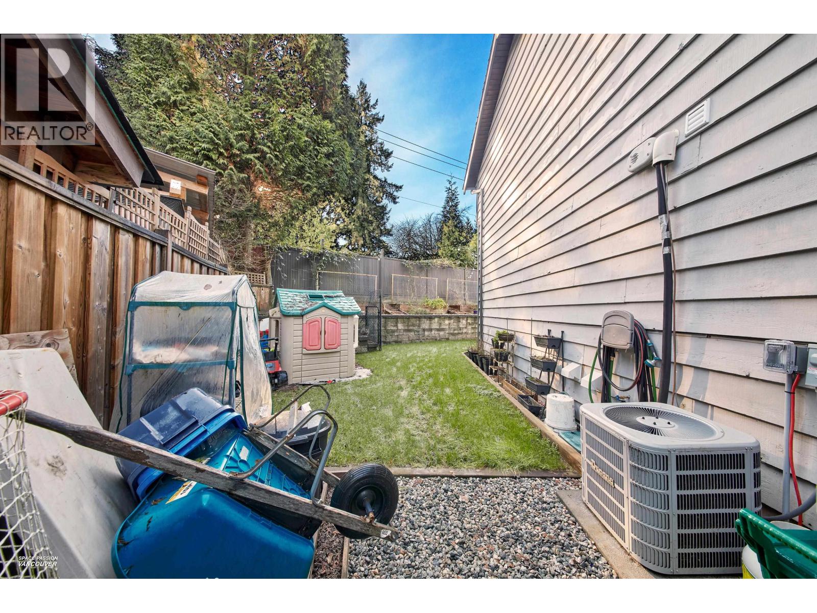 16 21550 Cherrington Avenue, Maple Ridge, British Columbia  V2X 8S7 - Photo 11 - R3082969