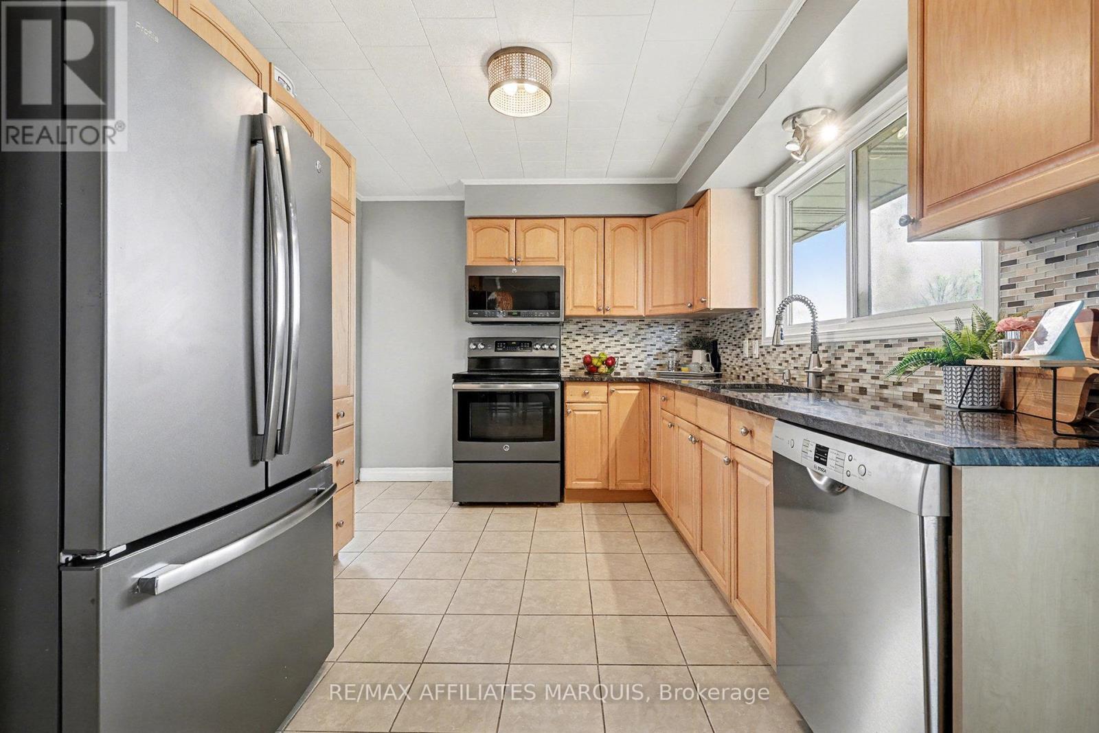 2829 Highway 15 Highway, Rideau Lakes, Ontario  K0G 1V0 - Photo 10 - X12731266