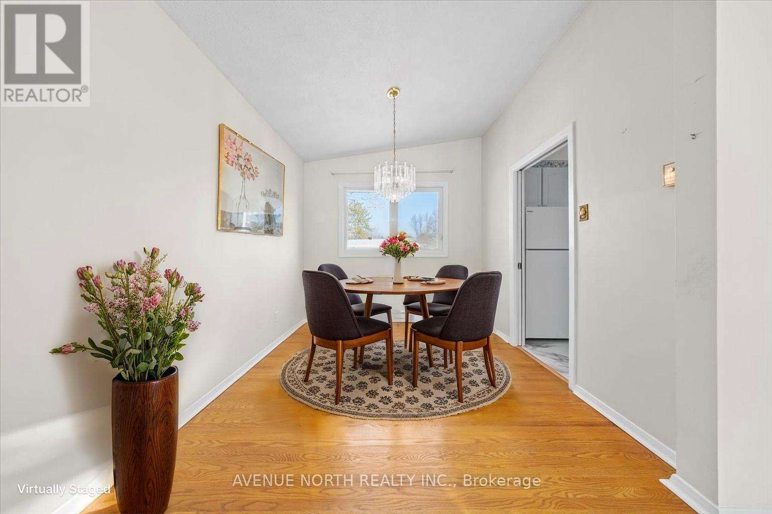 24 Parkmount Crescent, Ottawa, Ontario  K2H 5T4 - Photo 11 - X12731272