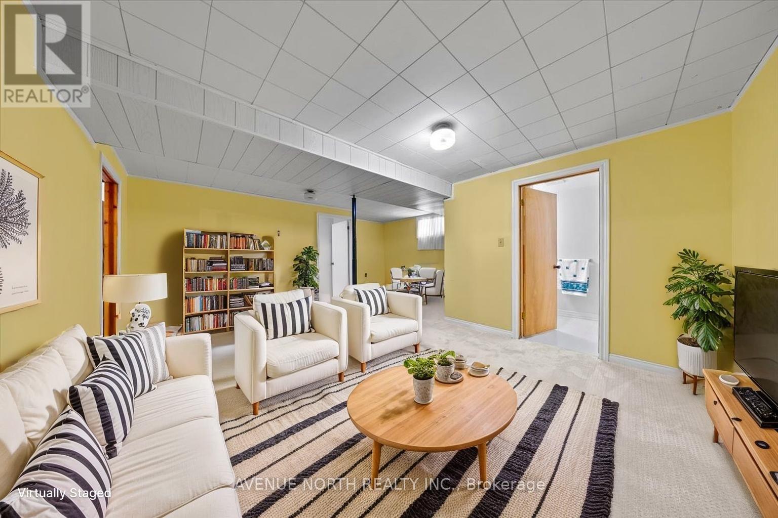 24 Parkmount Crescent, Ottawa, Ontario  K2H 5T4 - Photo 31 - X12731272