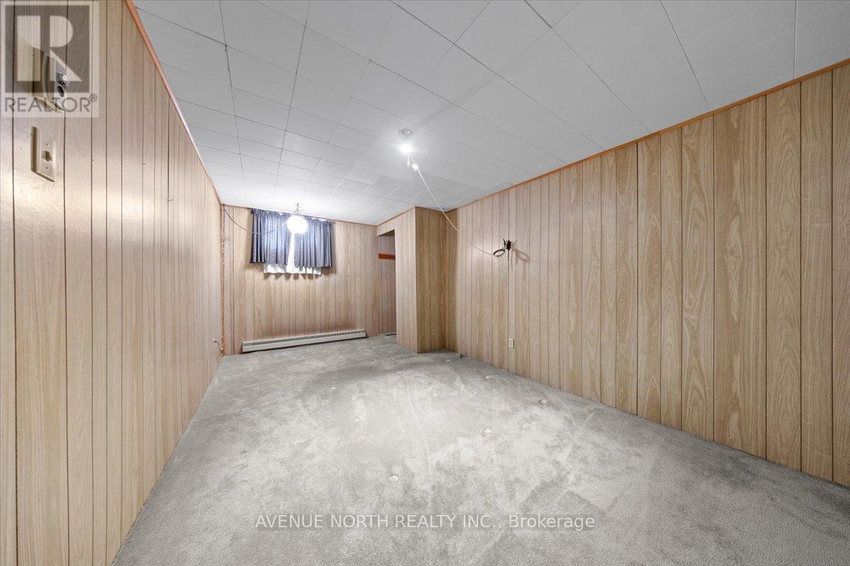 24 Parkmount Crescent, Ottawa, Ontario  K2H 5T4 - Photo 35 - X12731272