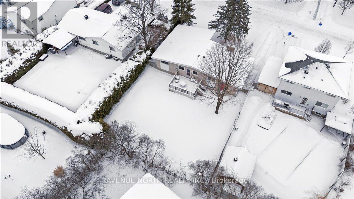 24 Parkmount Crescent, Ottawa, Ontario  K2H 5T4 - Photo 39 - X12731272