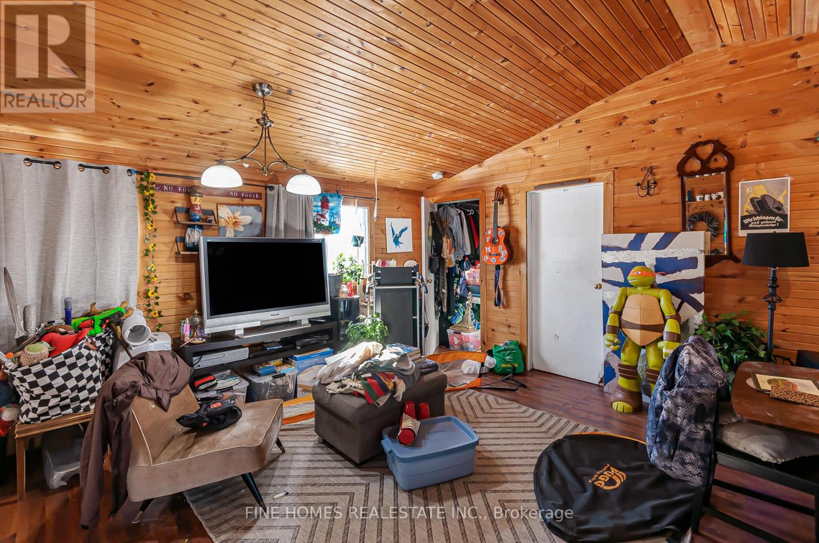 195 Woodland Avenue, Georgina, Ontario  L4P 2N1 - Photo 10 - N12710868