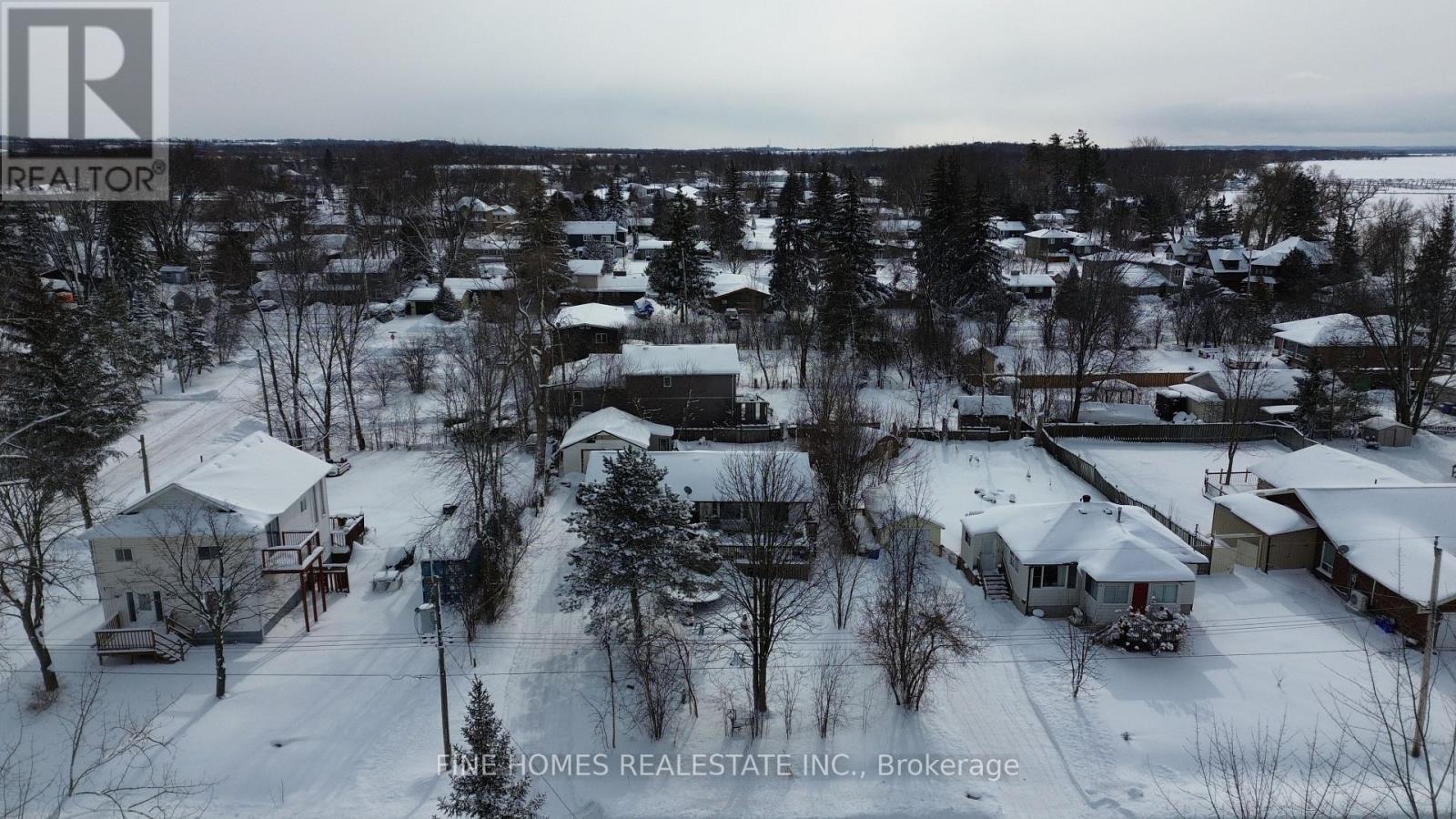 195 Woodland Avenue, Georgina, Ontario  L4P 2N1 - Photo 7 - N12710868