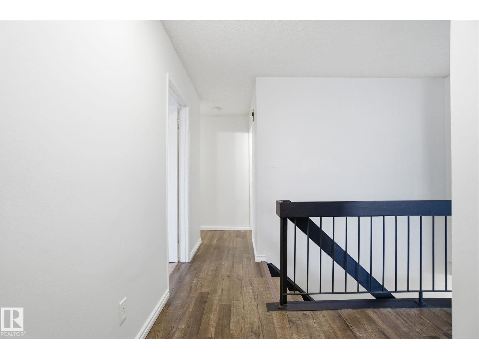 1130 Knottwood Rd E Nw, Edmonton, Alberta T6K 2J8 - Photo 5 - E4470989