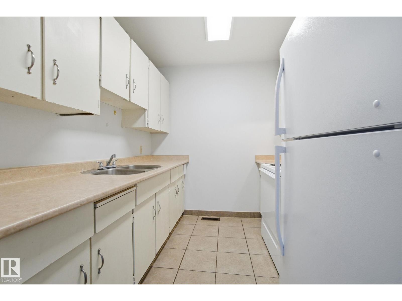 1130 Knottwood Rd E Nw, Edmonton, Alberta T6K 2J8 - Photo 15 - E4470989