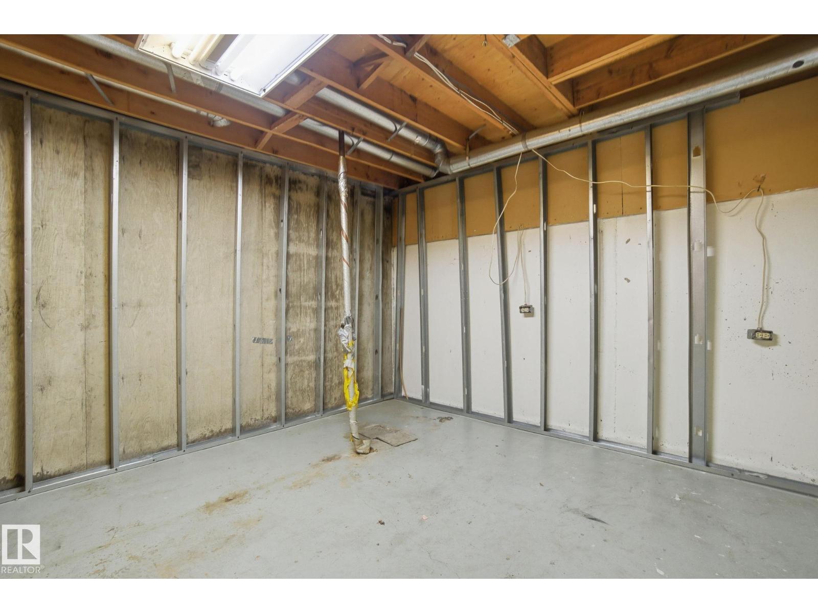 1130 Knottwood Rd E Nw, Edmonton, Alberta T6K 2J8 - Photo 29 - E4470989