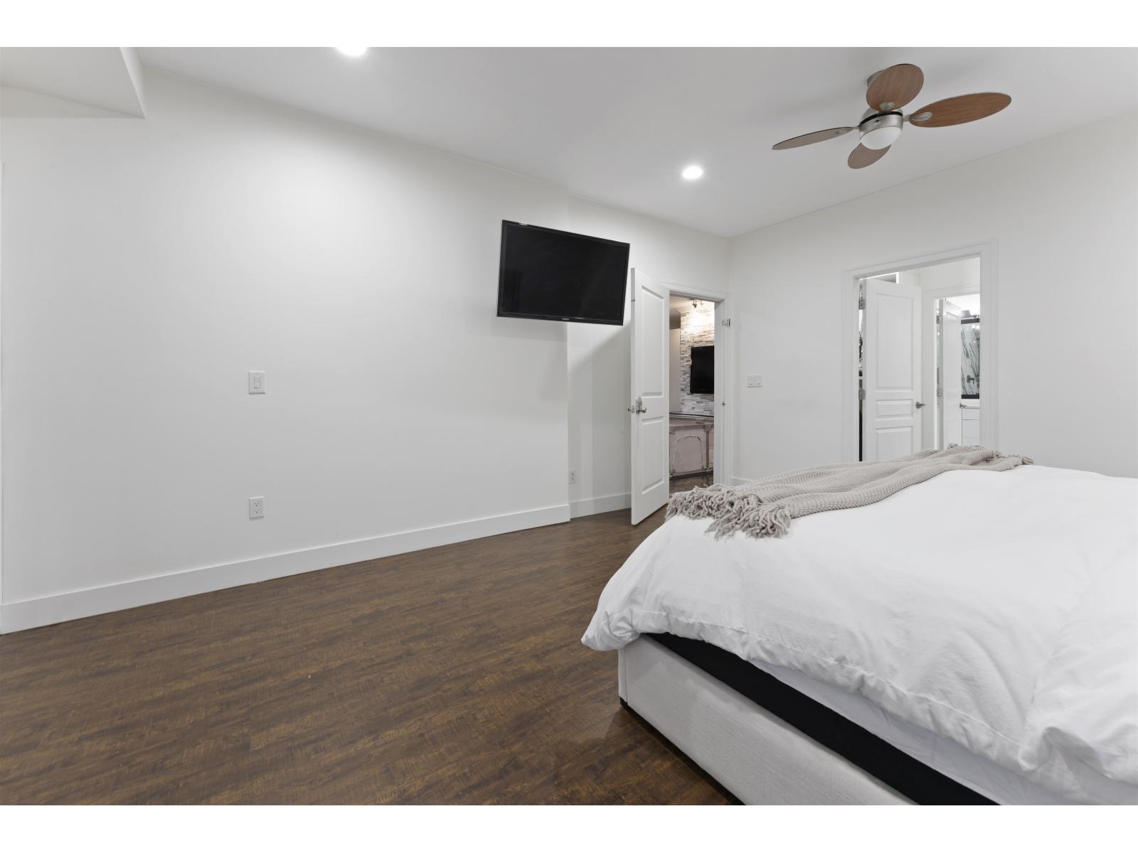 15181 68a Avenue, Surrey, British Columbia  V3S 7Y7 - Photo 29 - R3083122