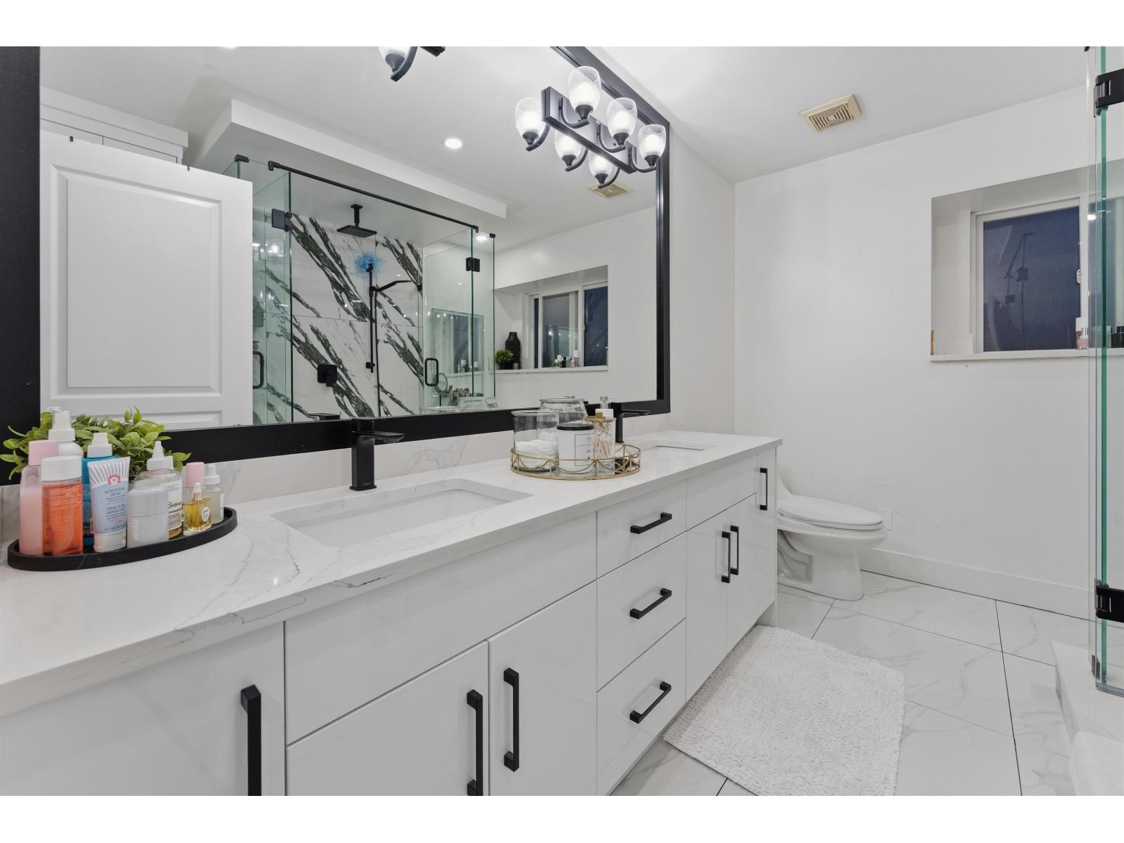 15181 68a Avenue, Surrey, British Columbia  V3S 7Y7 - Photo 17 - R3083122