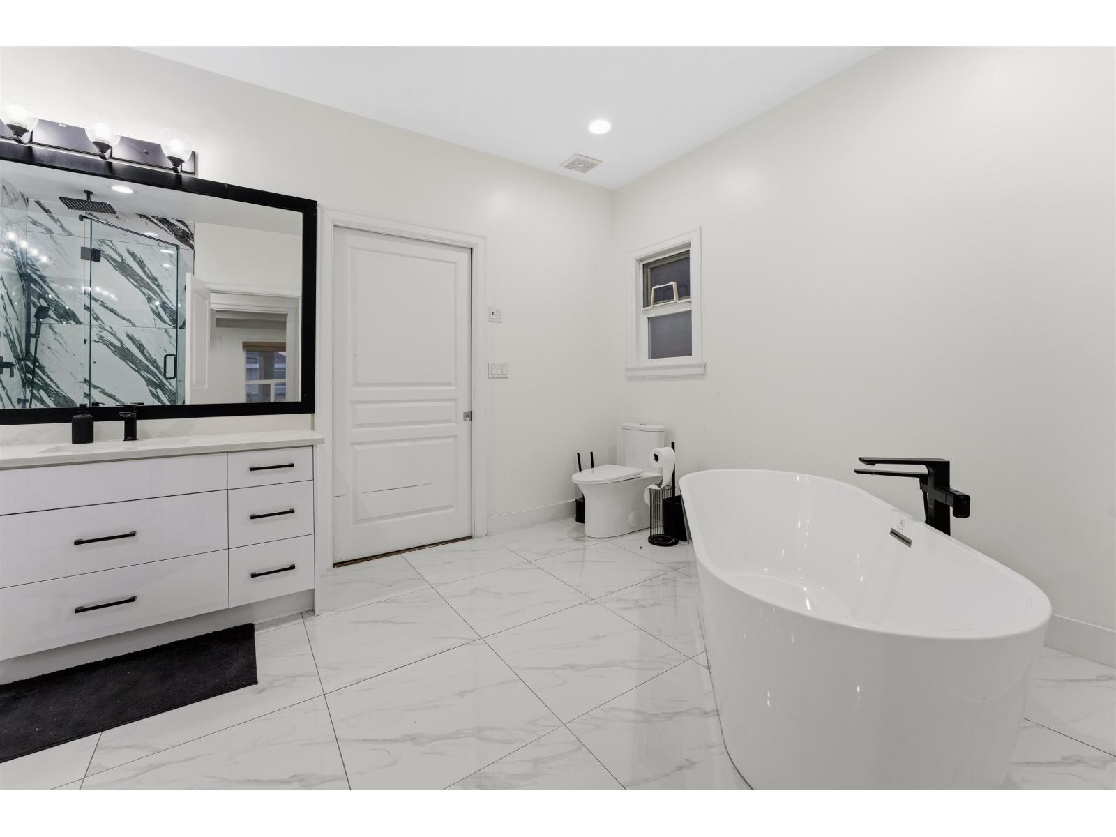 15181 68a Avenue, Surrey, British Columbia  V3S 7Y7 - Photo 15 - R3083122