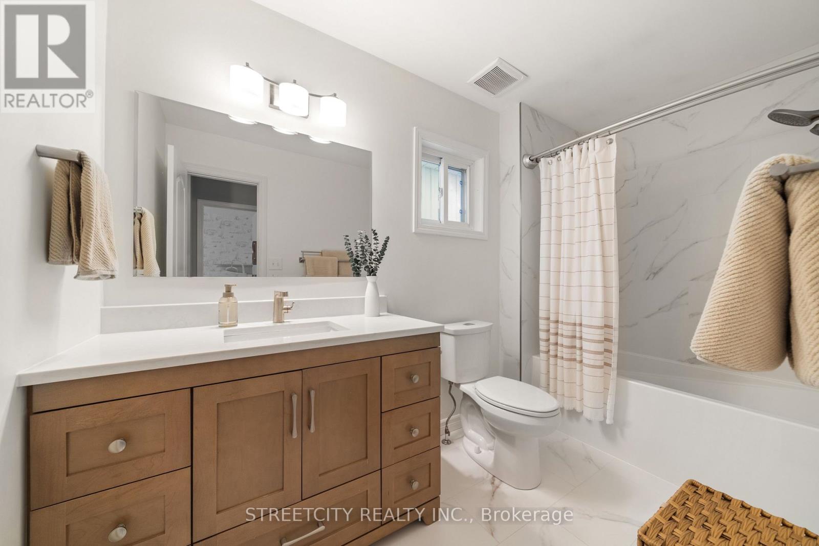 8 Shipley Avenue, Clarington, Ontario  L1B 1M6 - Photo 28 - E12731282