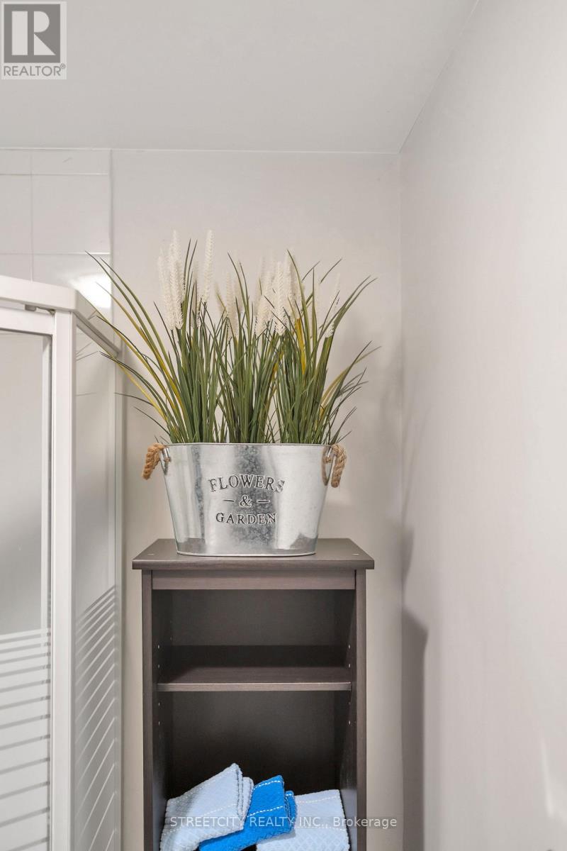 8 Shipley Avenue, Clarington, Ontario  L1B 1M6 - Photo 31 - E12731282