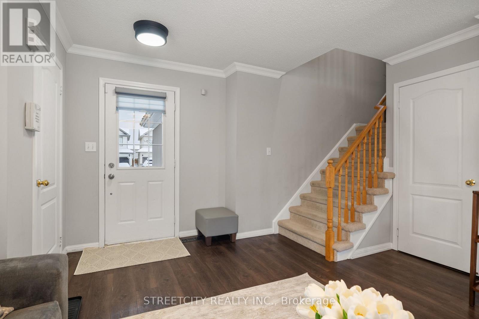 8 Shipley Avenue, Clarington, Ontario  L1B 1M6 - Photo 6 - E12731282